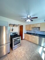 Building Photo - 6525 W Center St