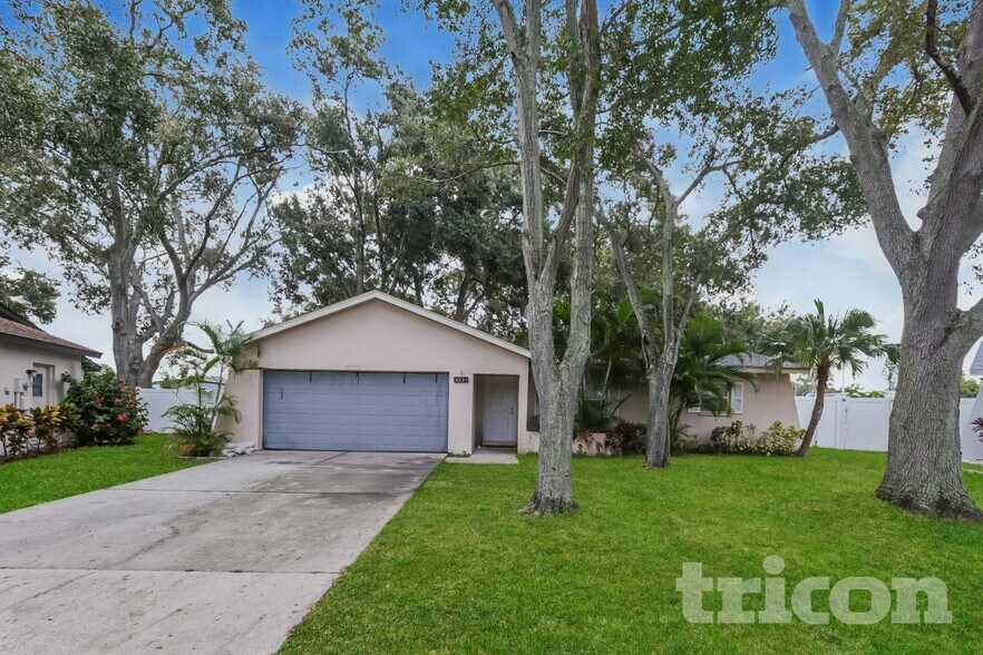 Primary Photo - 4031 Portsmouth Rd