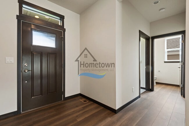 Building Photo - Brand New 4 Bed 2.5 Bath Home in Post Falls!!