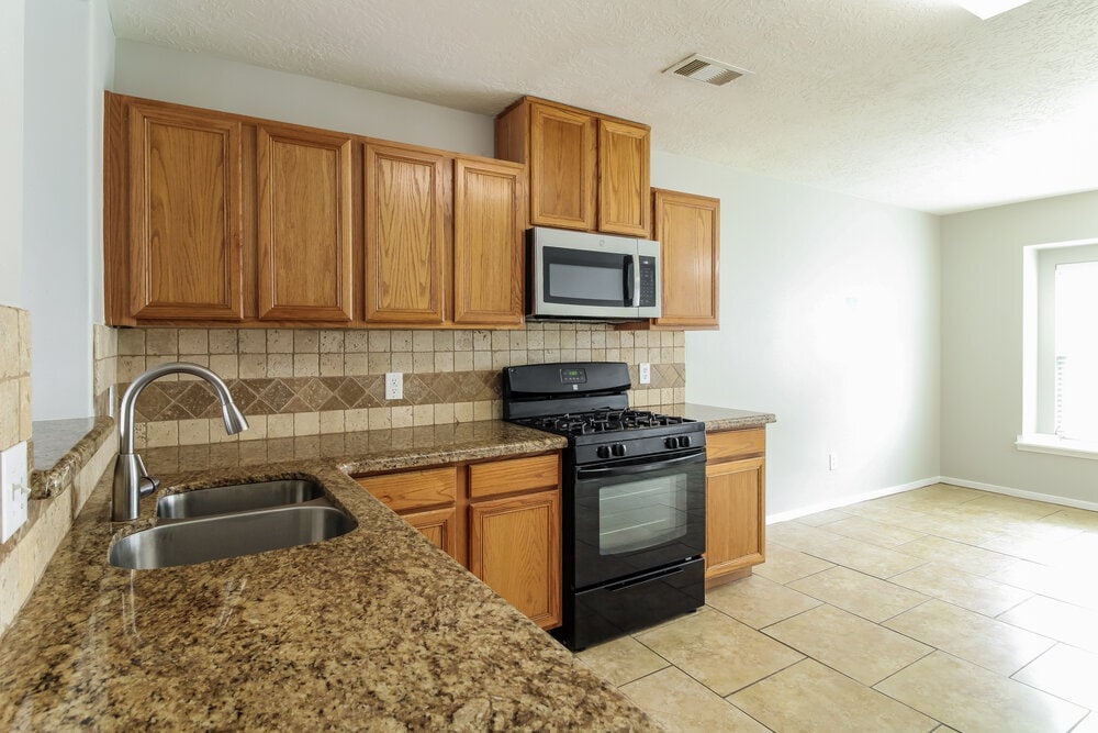 Building Photo - 5714 Straight Way