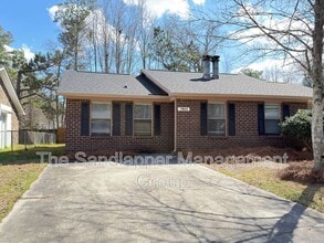 Building Photo - 186 Dorchester Manor Blvd