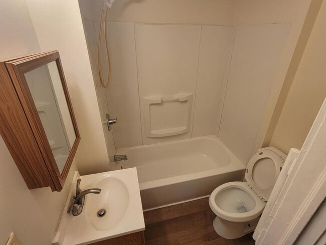 Building Photo - 294 Guy Park Ave