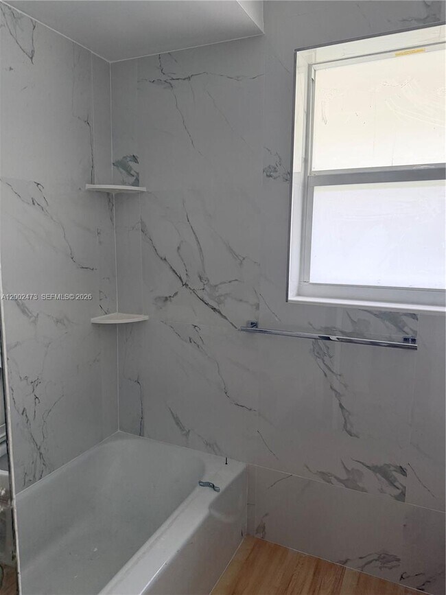 Building Photo - 700 Layne Blvd