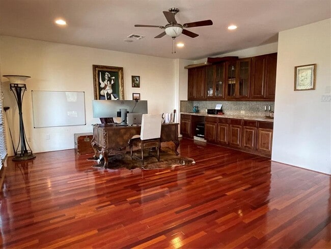 Building Photo - 15214 Lariat Trail