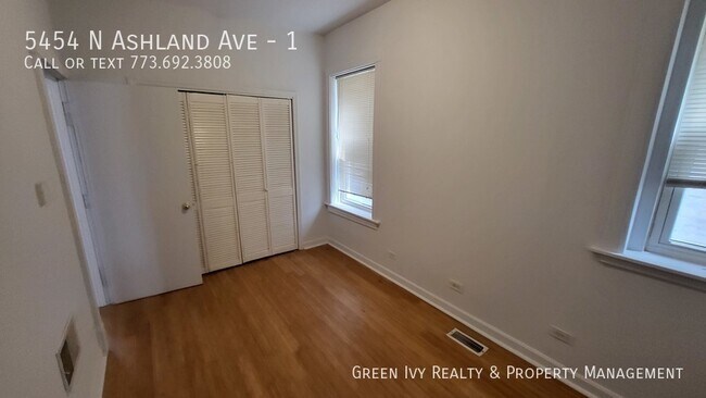 Building Photo - 5454 N Ashland Ave