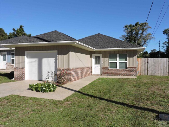 Primary Photo - 1000 Polk Ave