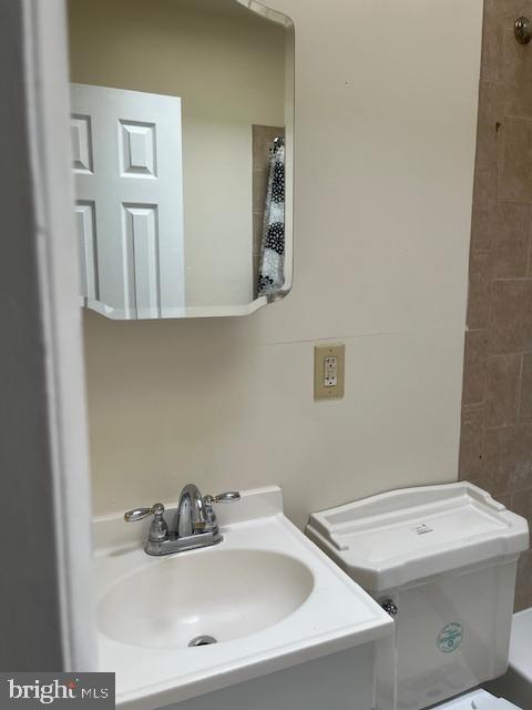 Building Photo - 2424 S Millick St