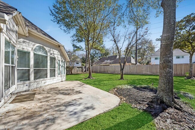 Building Photo - 11819 Amyford Bend