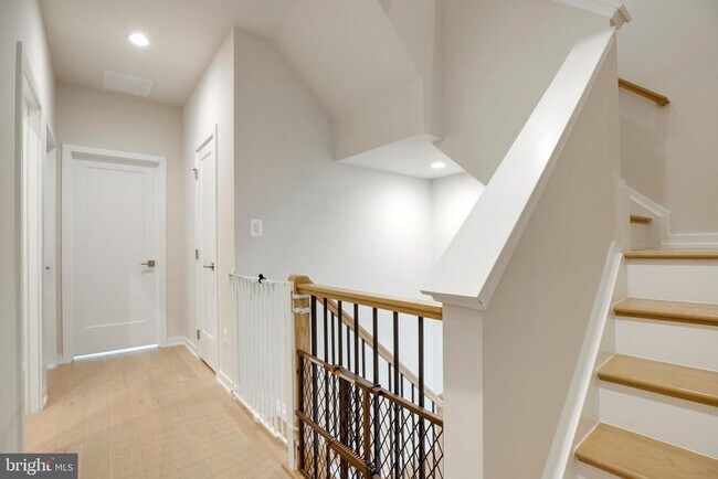 Building Photo - 14371 Beckett Glen Cir