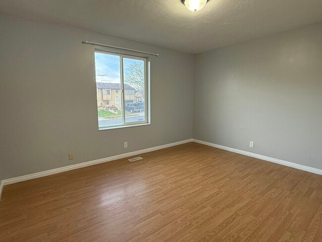 Building Photo - 3556 S 8150 W