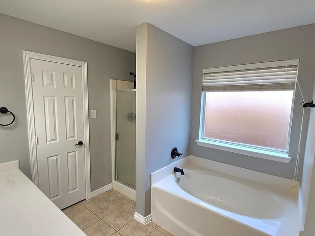 Building Photo - 3413 Newgate St