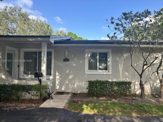Building Photo - 12253 SW 82nd Ave