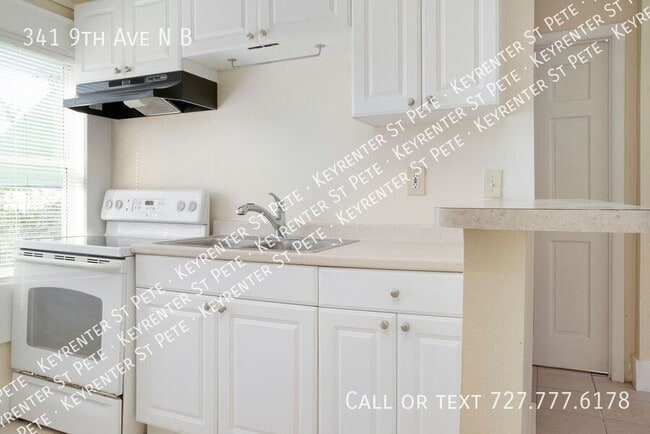 Building Photo - 341 9th Ave NE