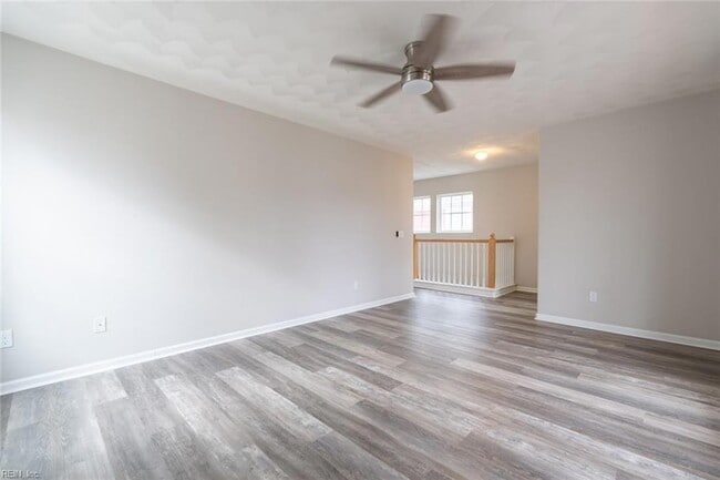 Building Photo - 5616 Memorial Dr