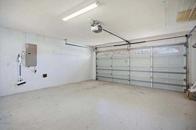 Building Photo - 5829 Fairwoods Cir