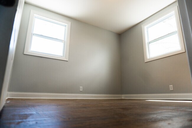 Building Photo - 3848 Sam Boney Dr