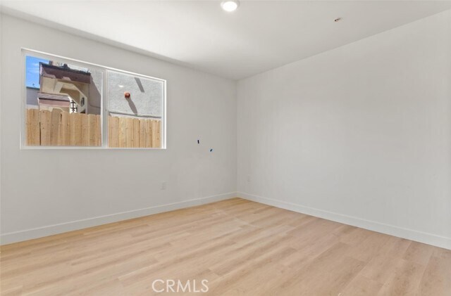 Building Photo - 703 W 80th St