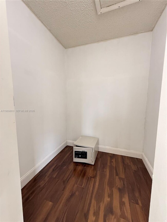 Building Photo - 14905 SW 80th St