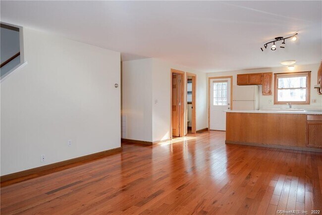 Building Photo - 2 Allspice Ln