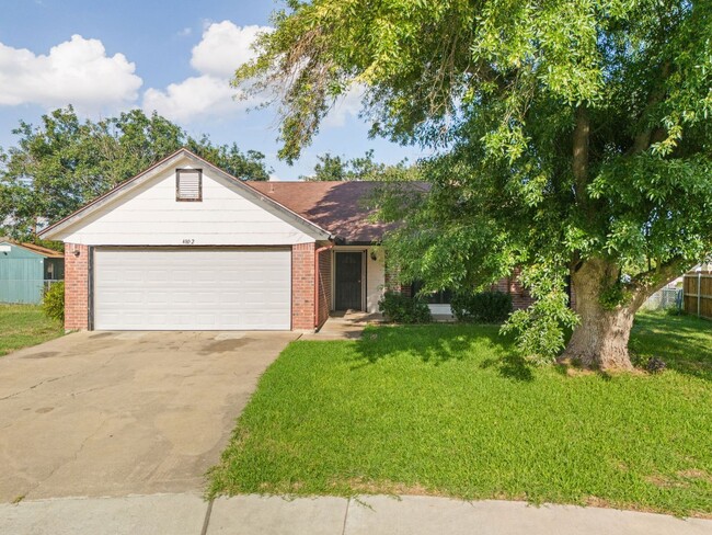 Primary Photo - 4802 Canyon Cir
