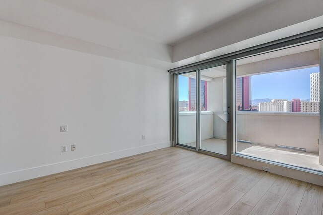 Building Photo - Sky Las Vegas 1010-Stunning, 2Bd Residence...