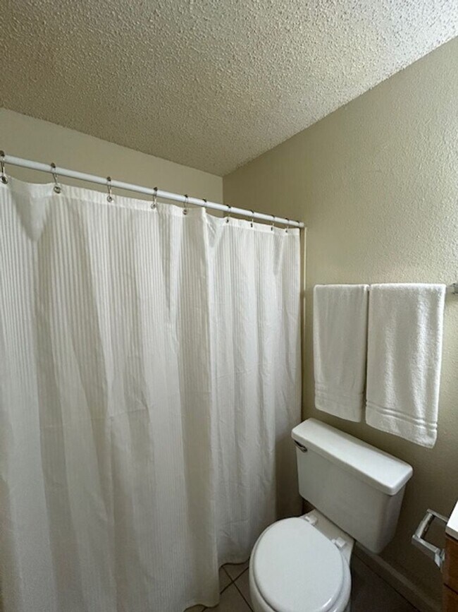 Building Photo - 843 Hammond Manor Dr