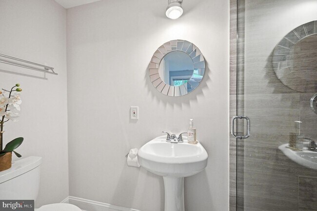 Building Photo - 8474 Ararat Ct