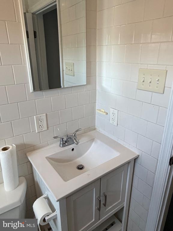 Building Photo - 1922 Frames Rd