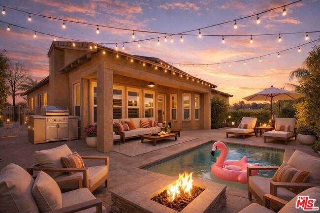 Building Photo - 37 Shoreline Dr