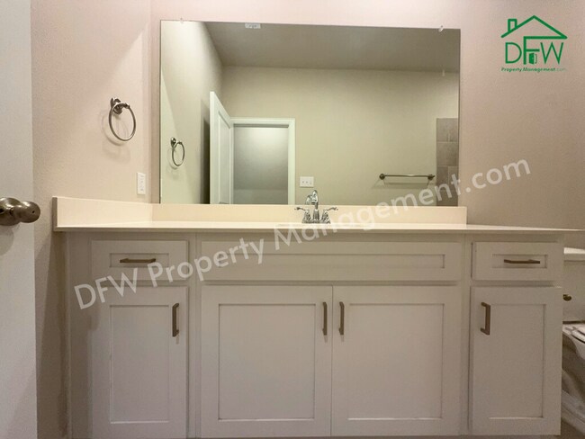 Building Photo - Modern 3-Bedroom Home with Open Layout & Large Backyard in Anna, TX