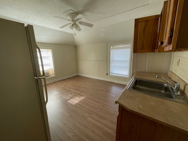 Building Photo - 300 Sortwell St