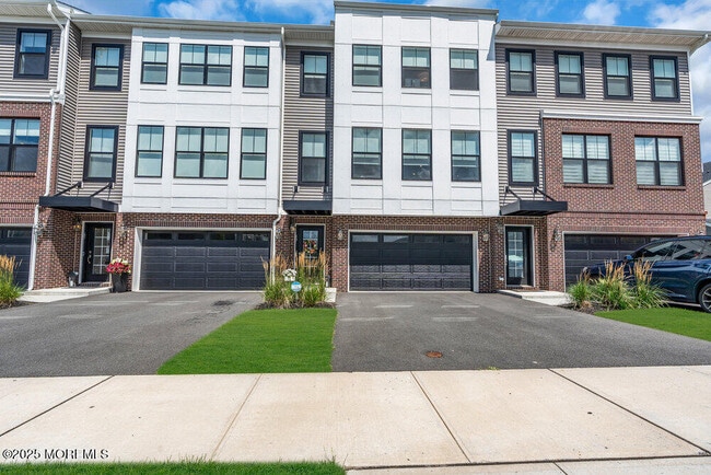 Building Photo - 63 Bataan Ave