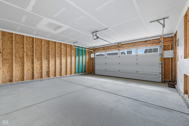 Building Photo - 15395 Alperton Rd