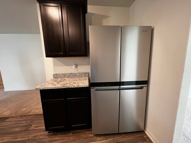 Building Photo - 7326 Anchor Cyn