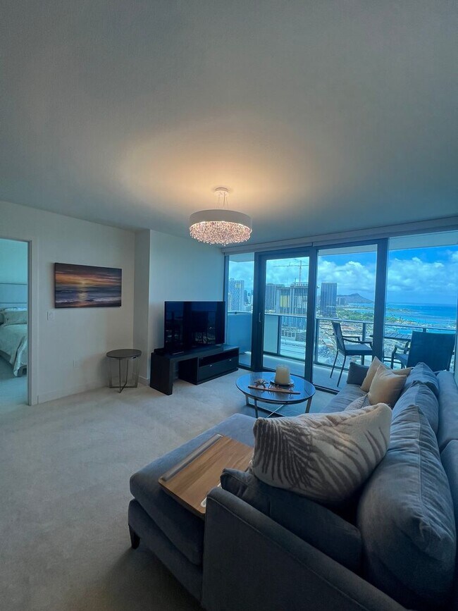 Building Photo - Furnished 2 bedroom, 2 bath 2 parking at The Collection!
