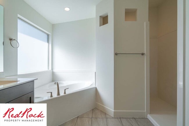 Building Photo - Come Live in the Desirable Sage Canyon Neighborhood!