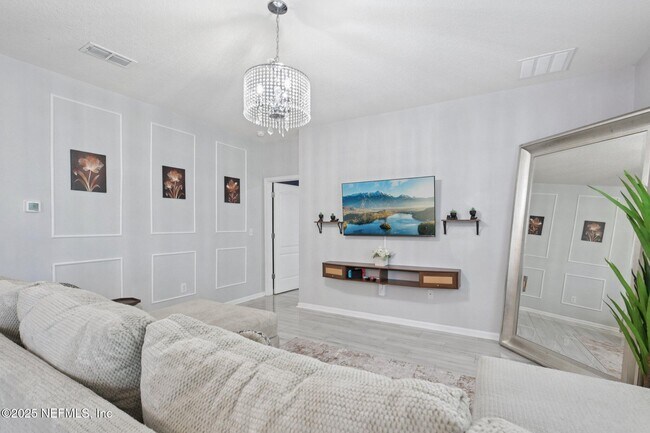 Building Photo - 6787 Sandle Dr
