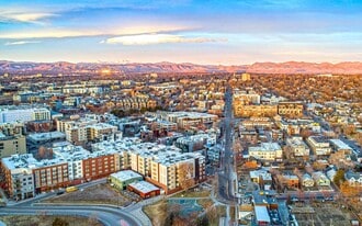 Building Photo - Bonneville Apts