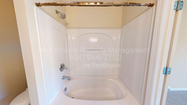 Building Photo - 8127 Summer Palm Ct