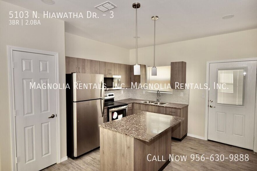 Building Photo - 5103 N Hiawatha Dr