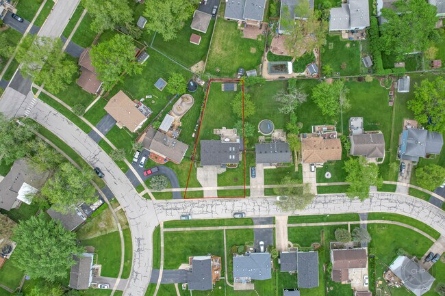 Building Photo - 7215 Larchwood Ln