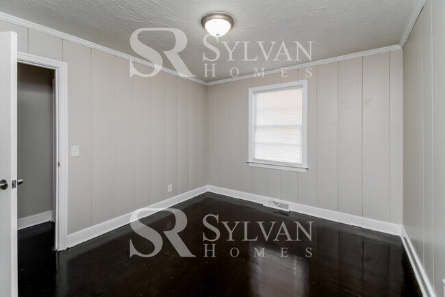 Building Photo - At Last, This Is What You Have Been Searching For!