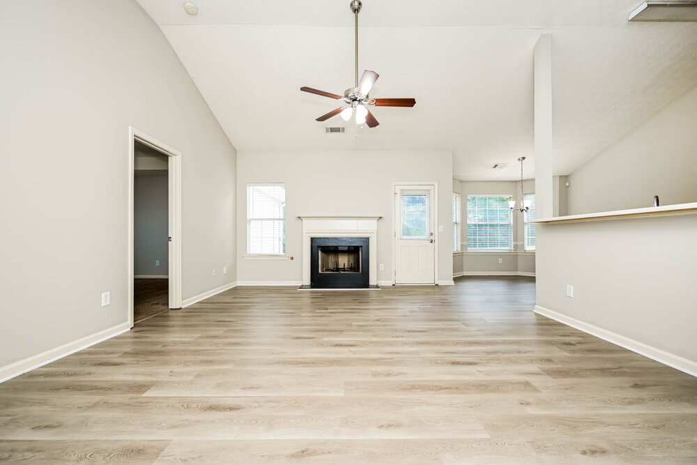 Building Photo - 1790 Courtyard Ln