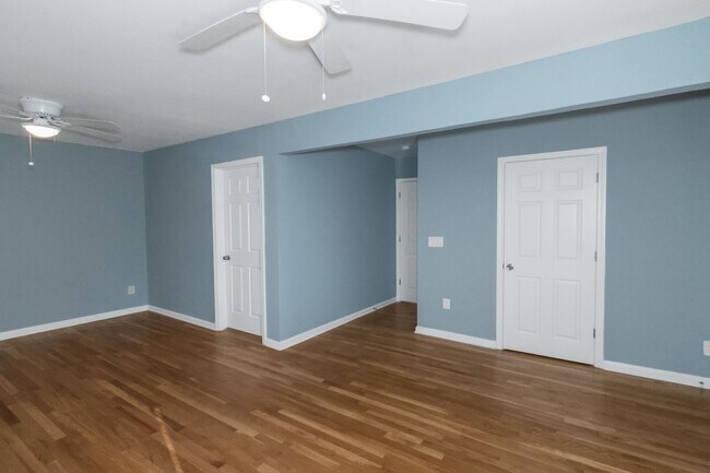 Building Photo - WELCOME HOME!