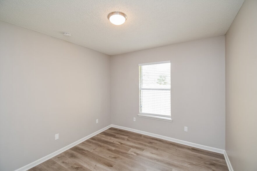 Building Photo - 12825 Jordan Blair Ct