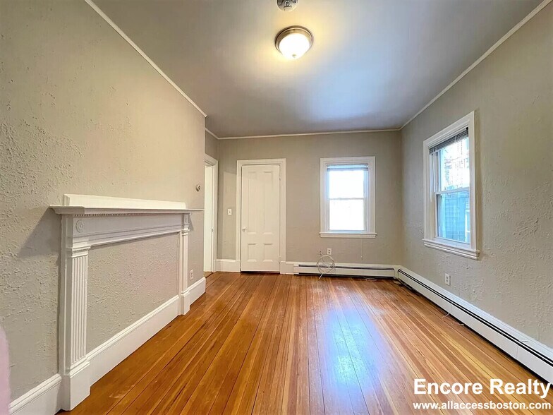 Building Photo - 63 Dana St