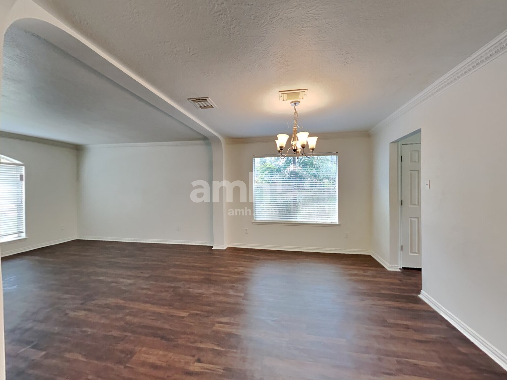 Building Photo - 2602 Port Carissa Dr