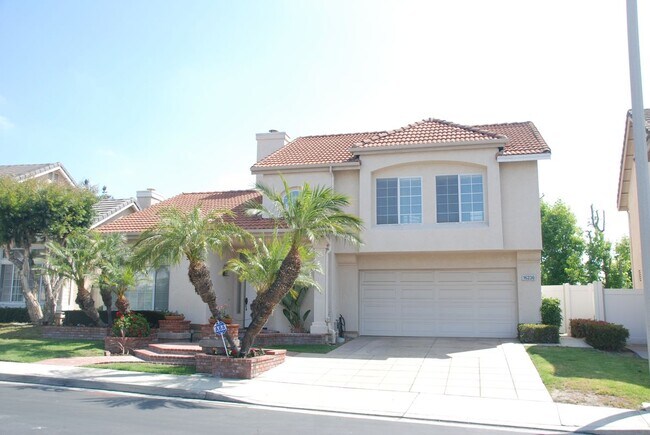 Building Photo - 16236 Peppertree Ln