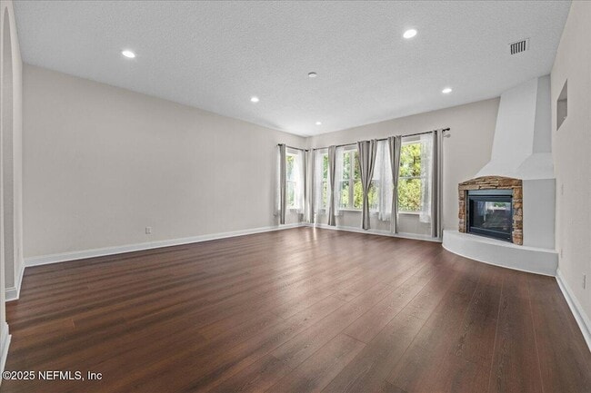 Building Photo - 2904 Marmaris Dr