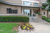 Building Photo - 618 N Boylan Ave